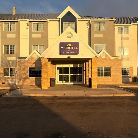 Microtel Inn & Suites By Wyndham Denver Airport Exterior photo